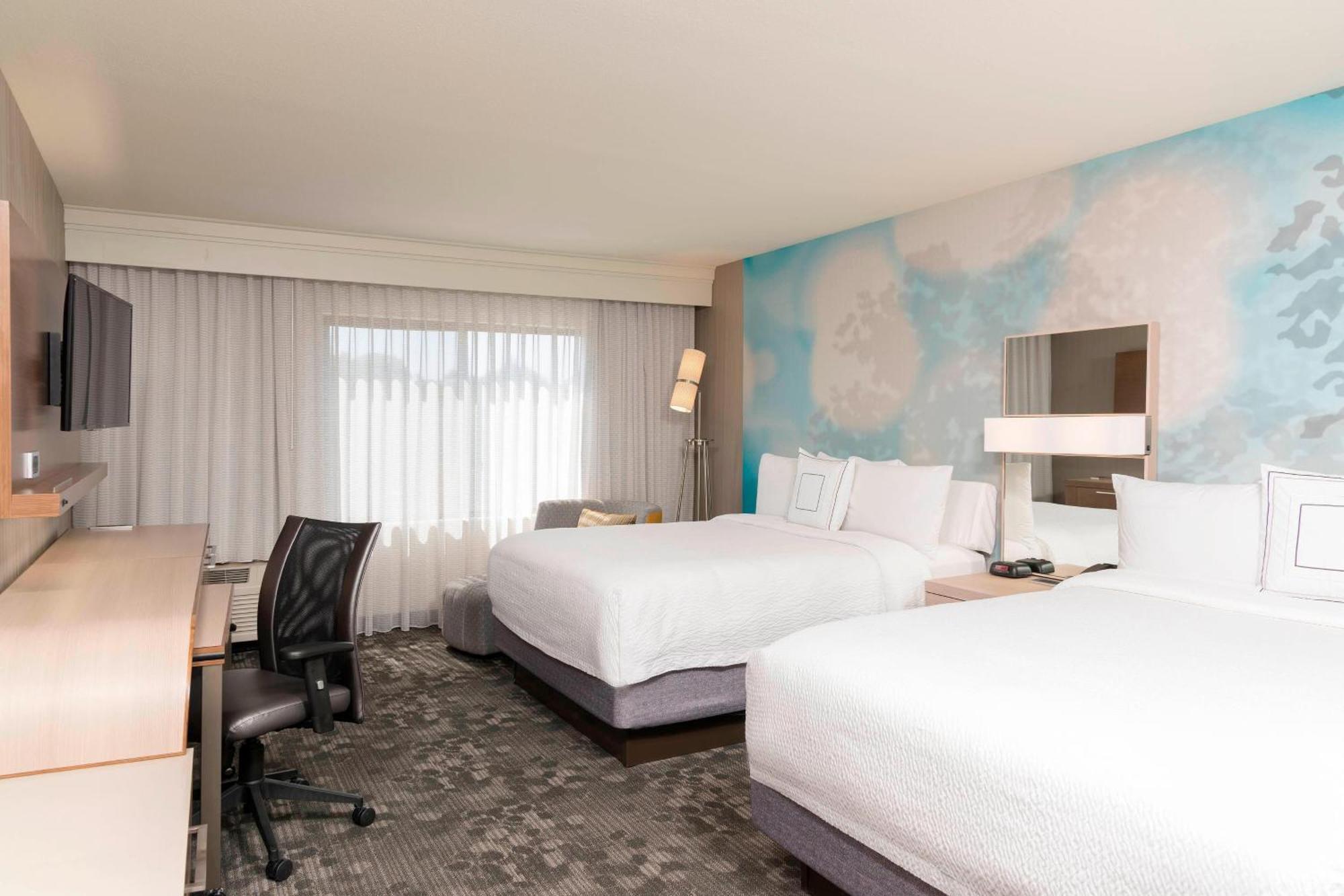 Courtyard By Marriott Livermore Exterior photo