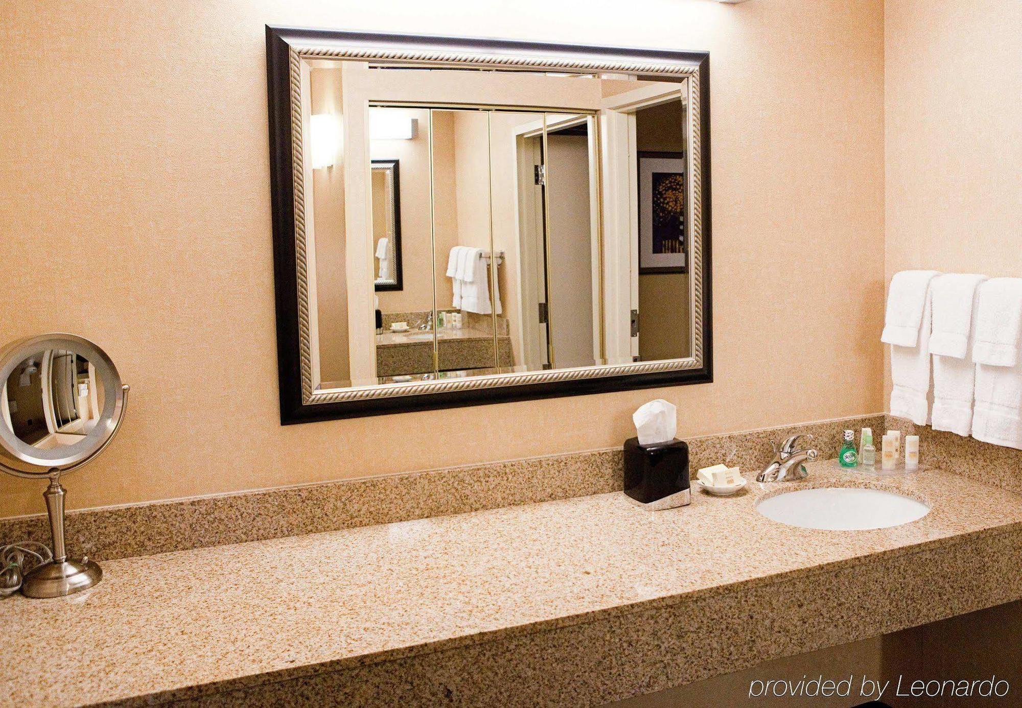 Courtyard By Marriott Livermore Exterior photo